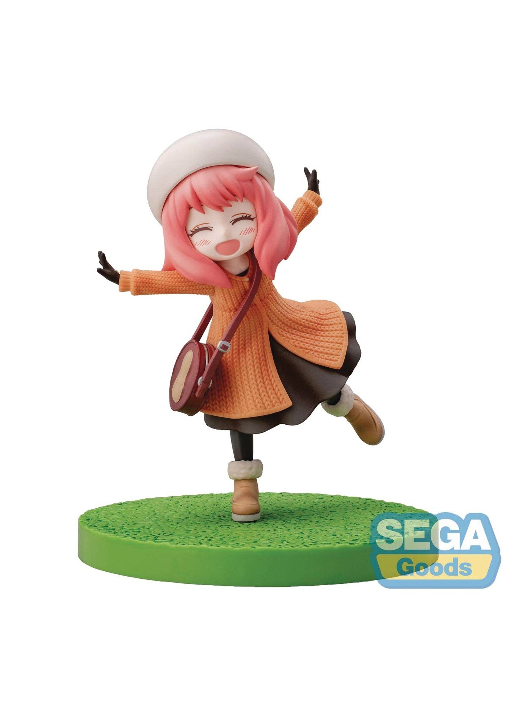 SPY X FAMILY LUMINASTA ANYA FORGER FAMILY OOTING FIG