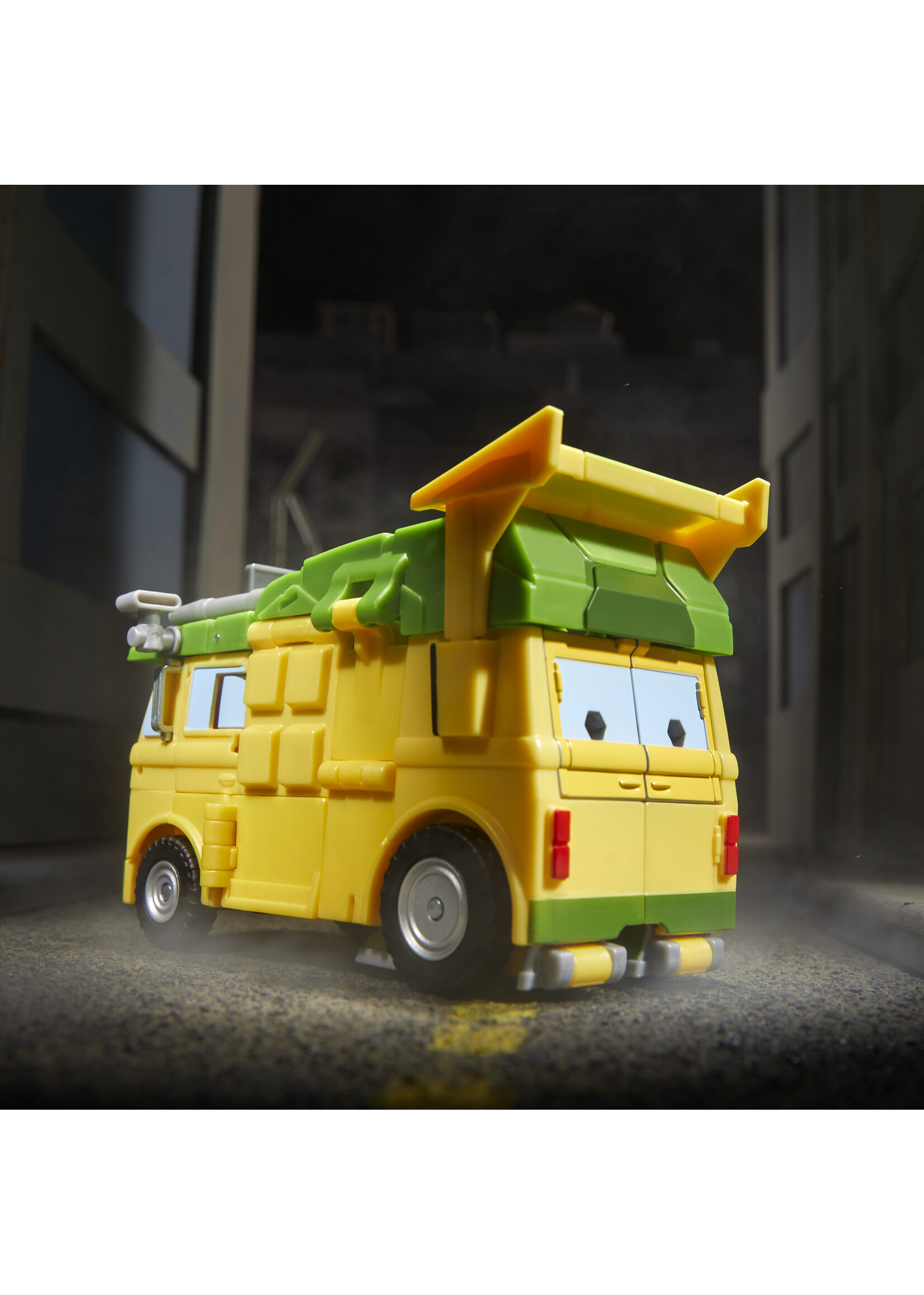 TRANSFORMERS X TMNT PARTY WALLOP 7IN AF