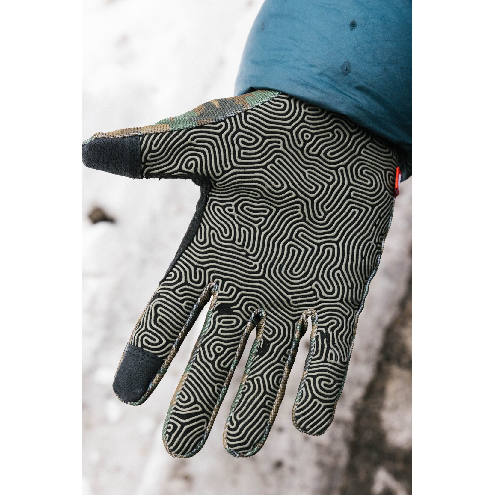 686 MENS OUTLAW PIPE GLOVE CAMO