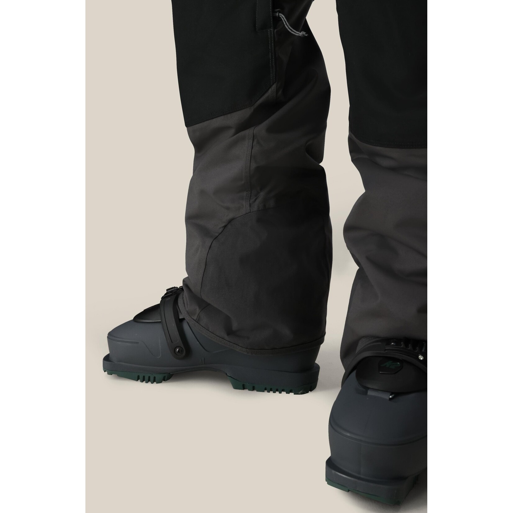 686 MENS HOT LAP INSULATED BIB CHARCOAL COLORBLOCK