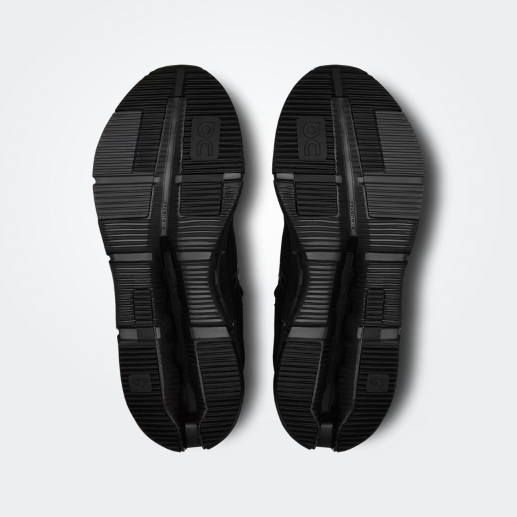 On Running Cloudnova Womens