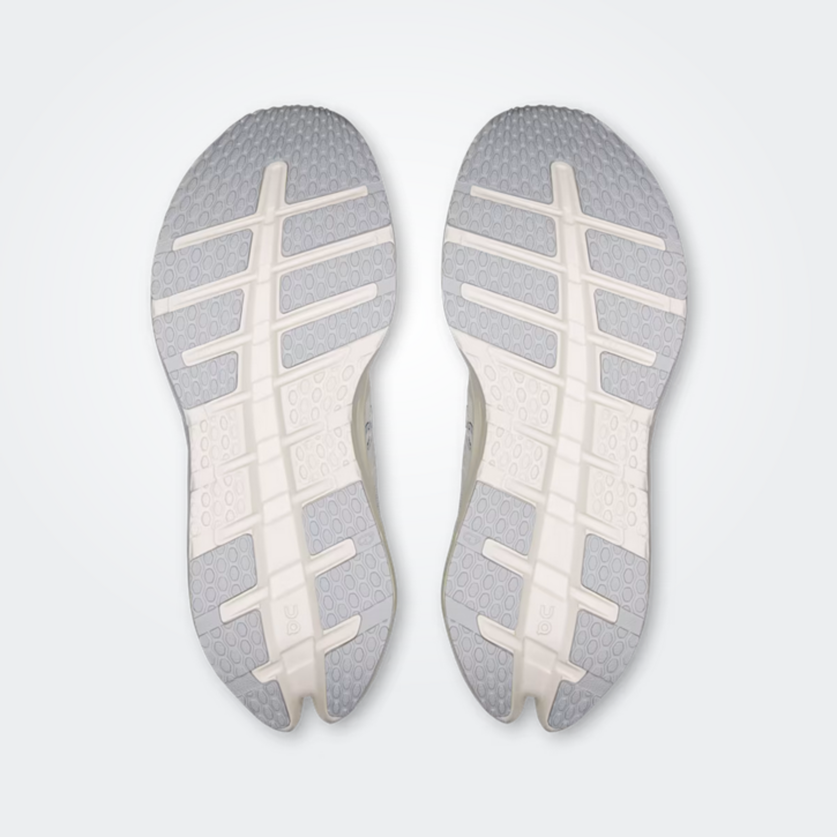 On Running On Cloudrunner 3 Women