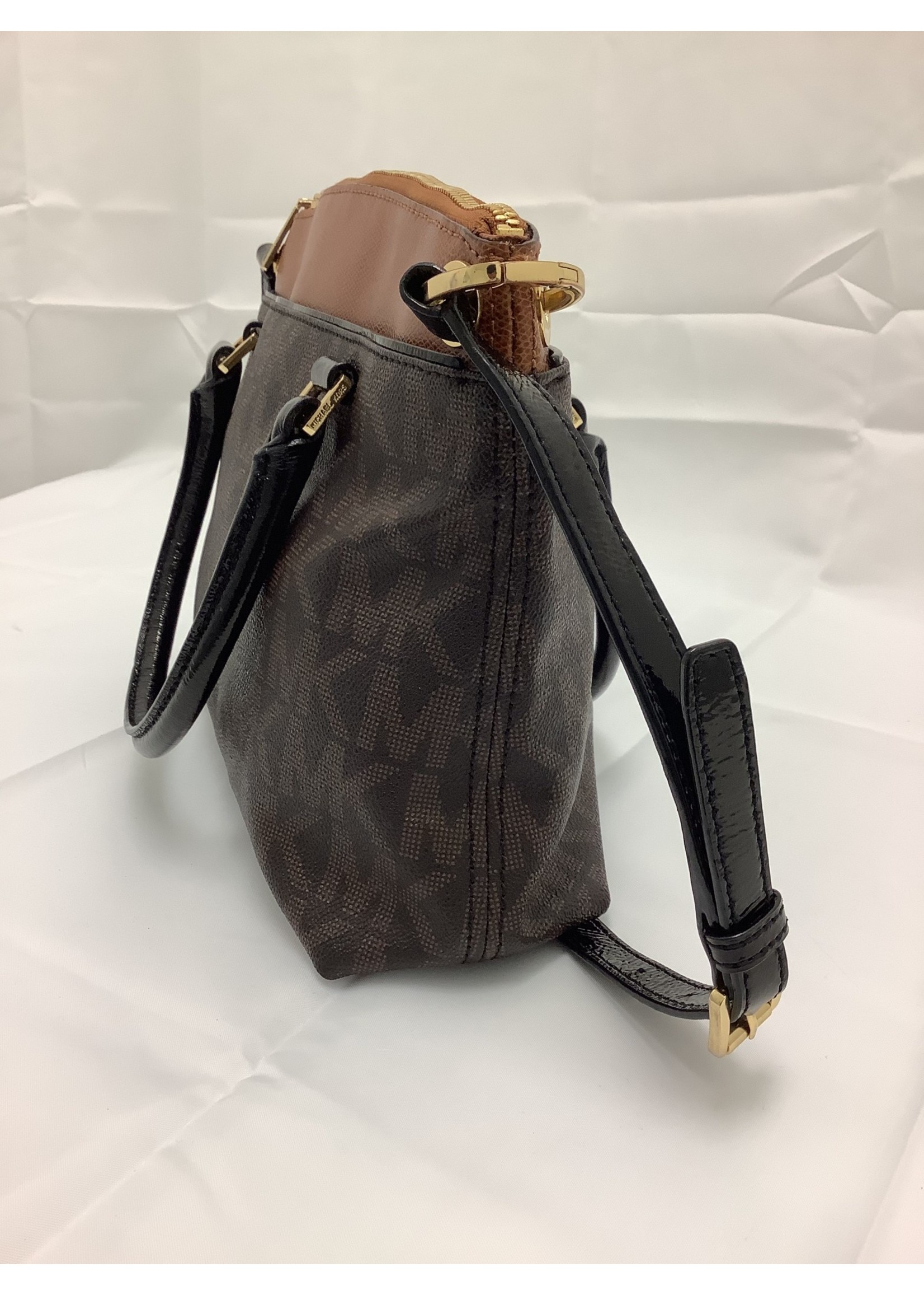 michael kors brown monogram bag