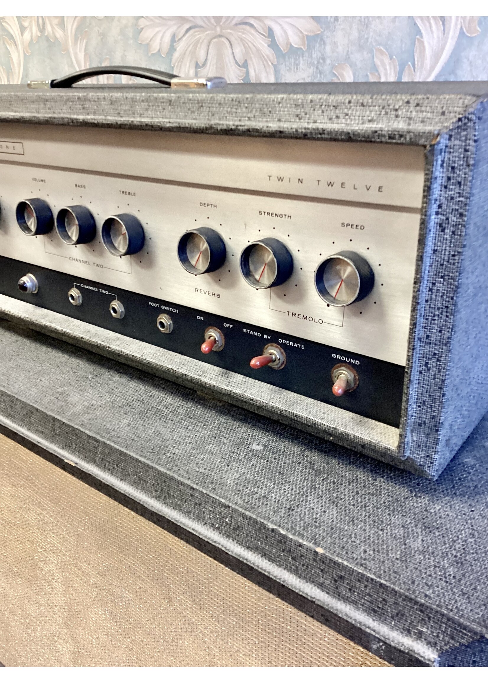 Silvertone Silvertone 1484 Twin Twelve Amplifier - 1964 - SOLD