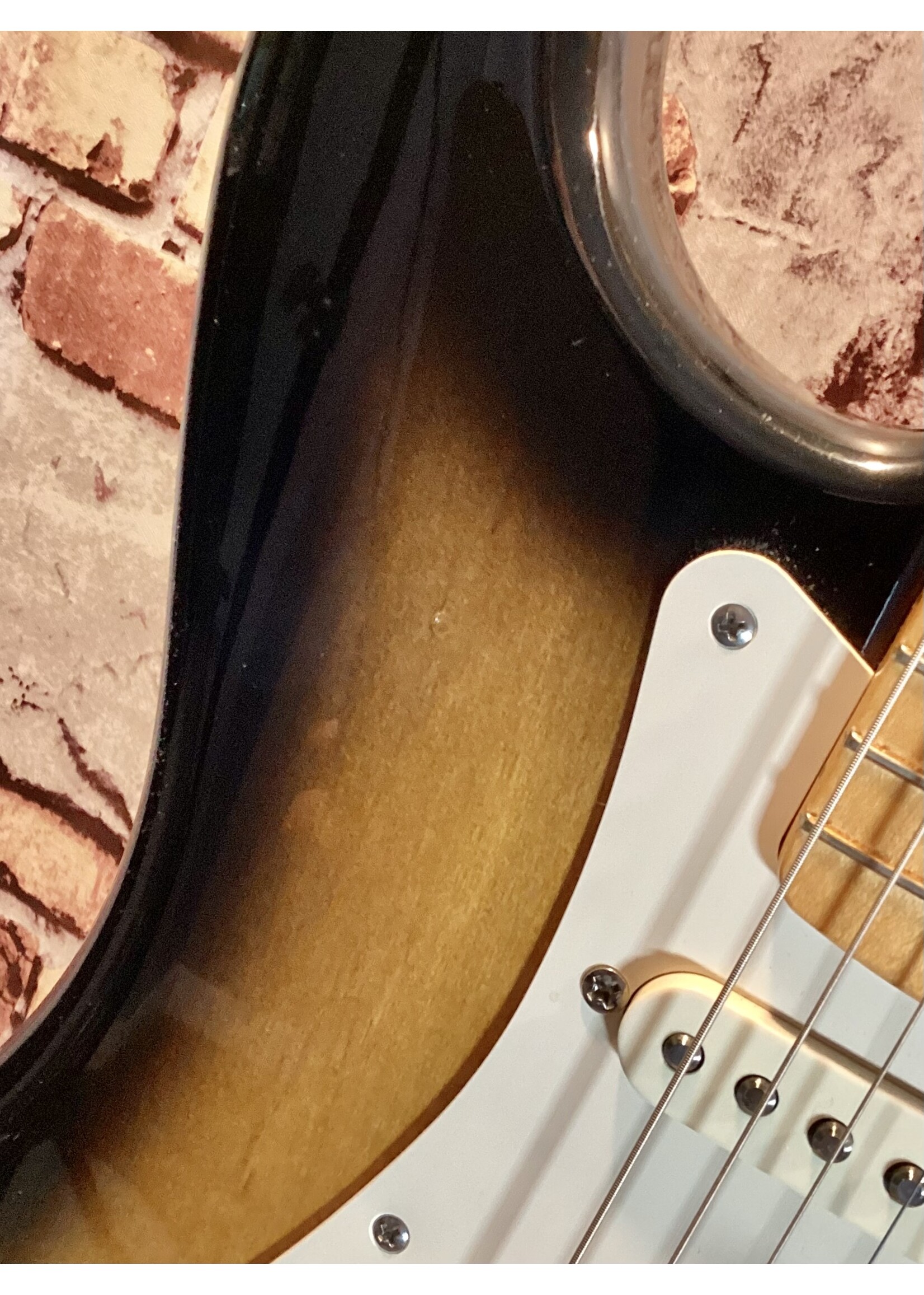 Fender ARVI 57 Stratocaster 2TS - 2005