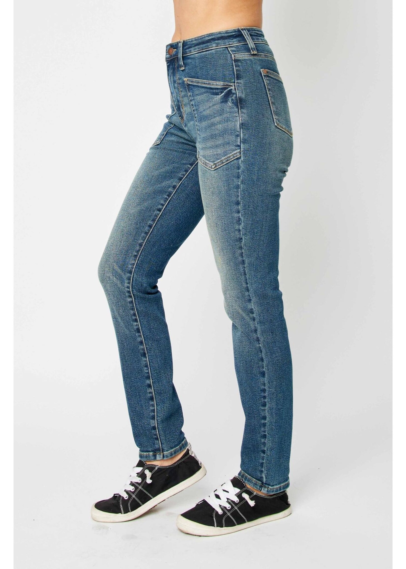 Judy Blue HW Classic Relaxed Jeans