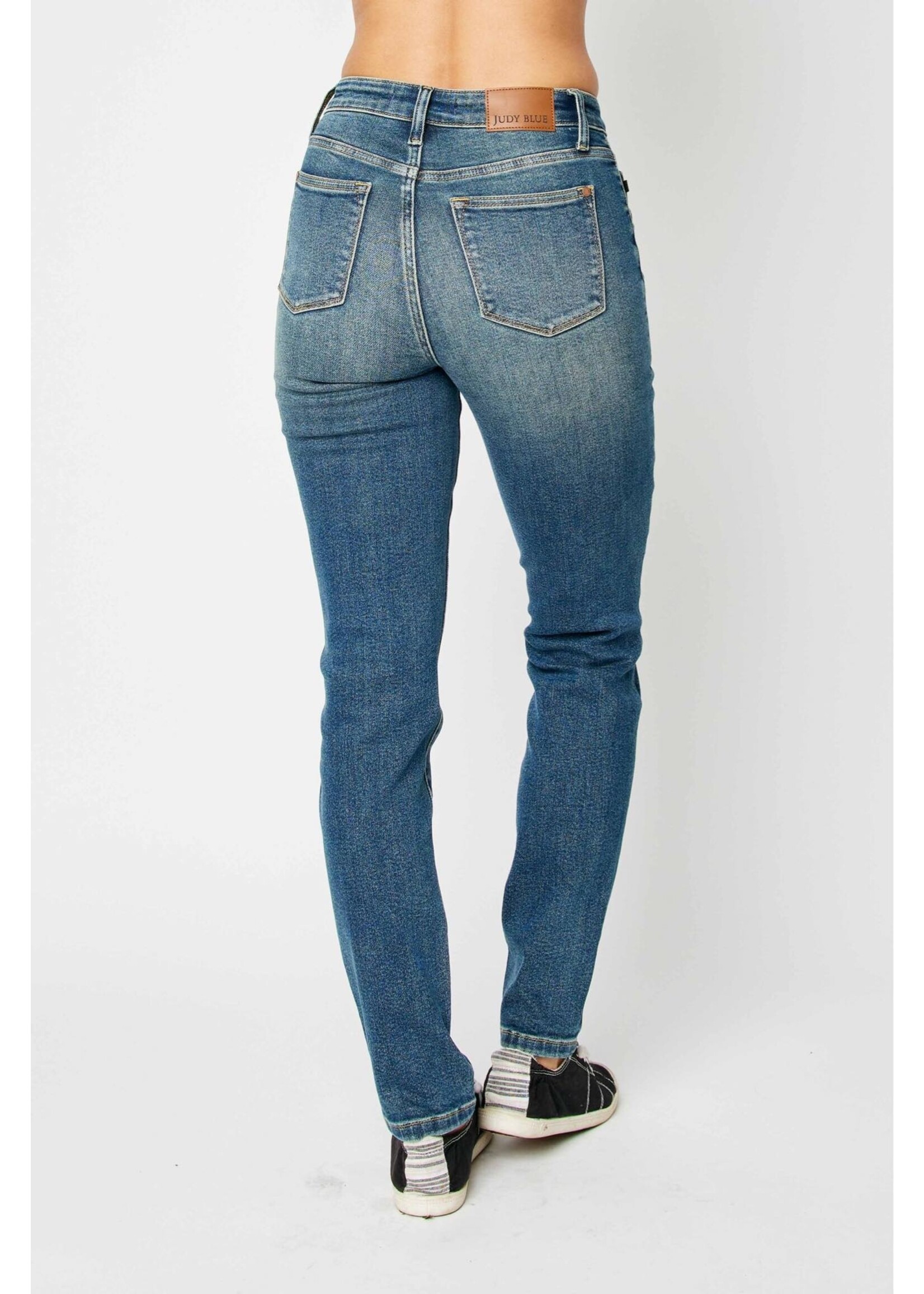 Judy Blue HW Classic Relaxed Jeans