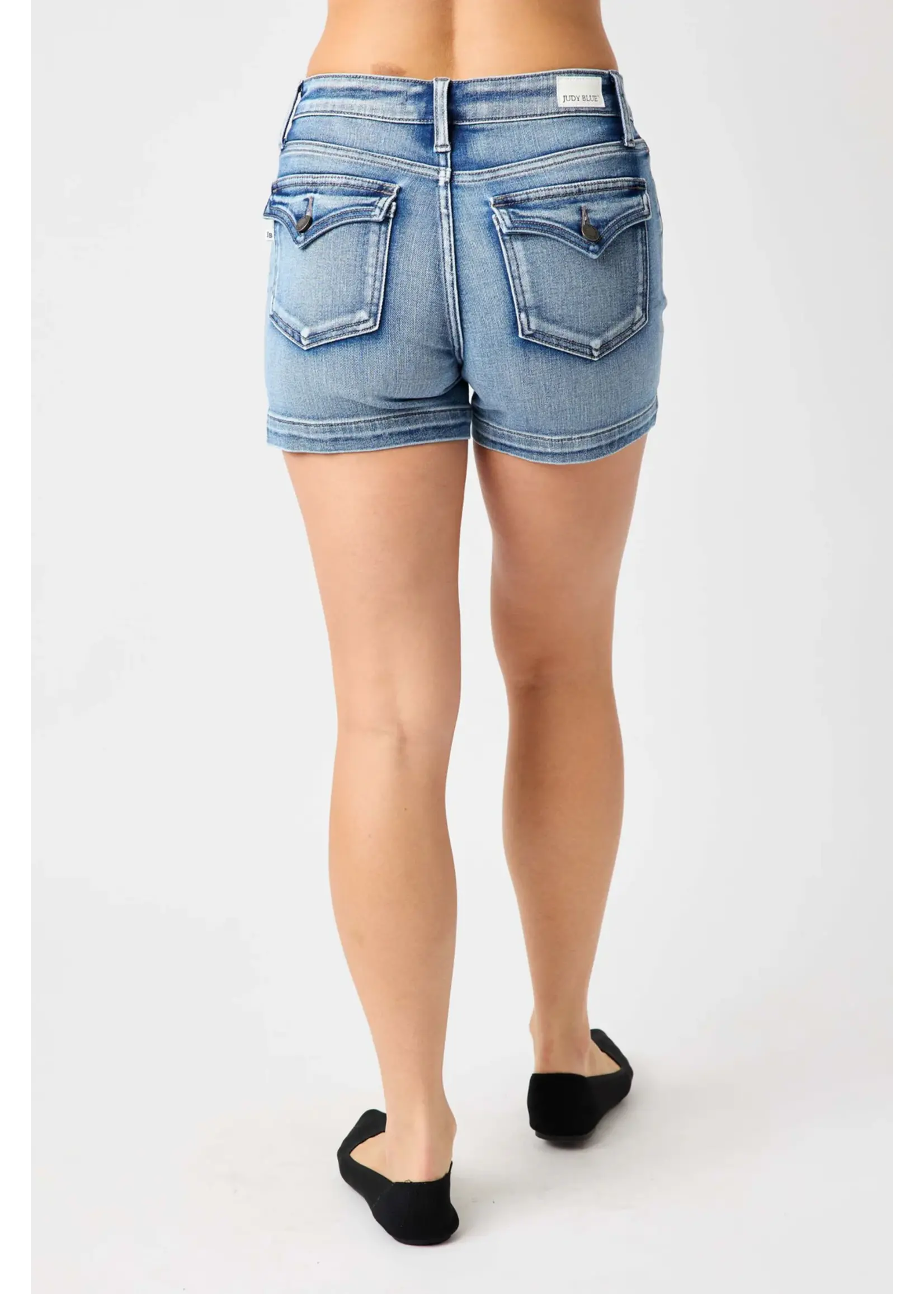 Judy Blue Mid-Rise Heavy Contrast Flap Pocket Shorts