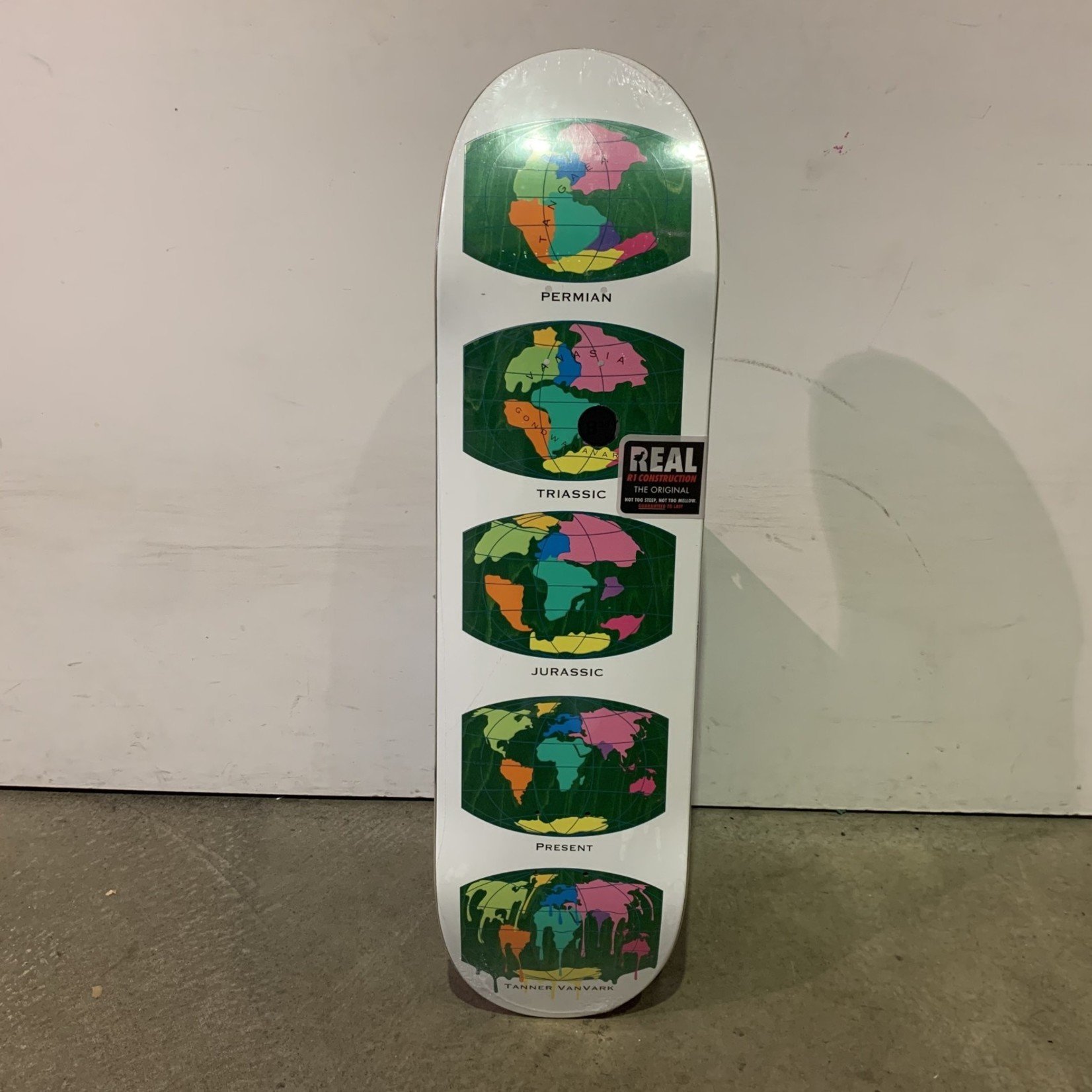 Real Real Skateboard 8.38 - All Earth