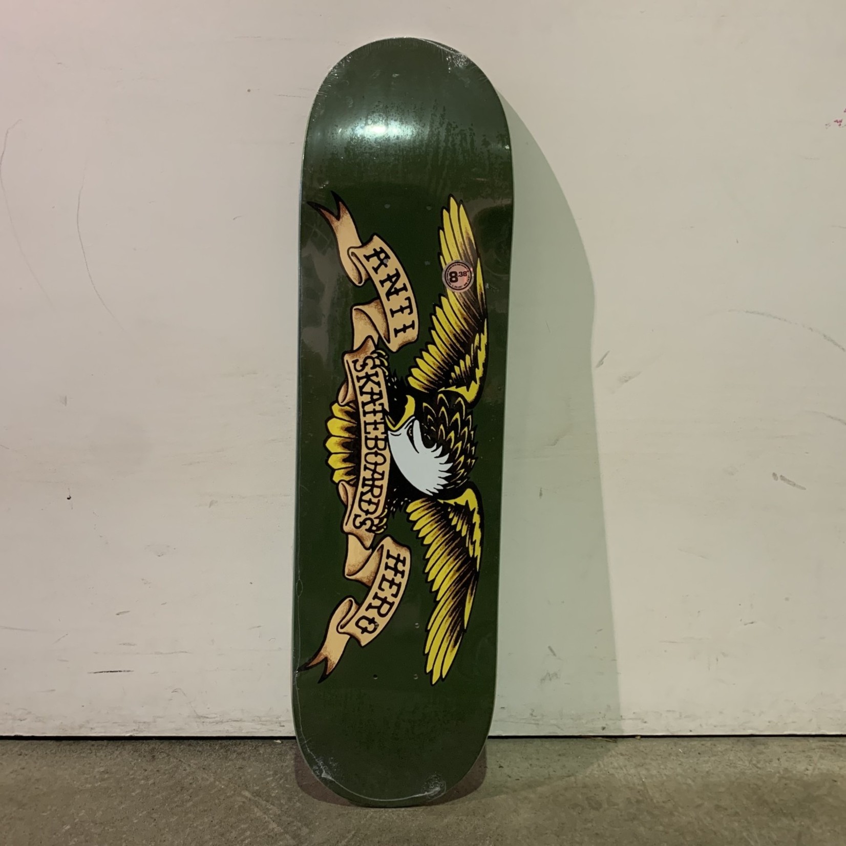 Anti Hero Anti Hero Skateboard 8.38 - Classic Eagle