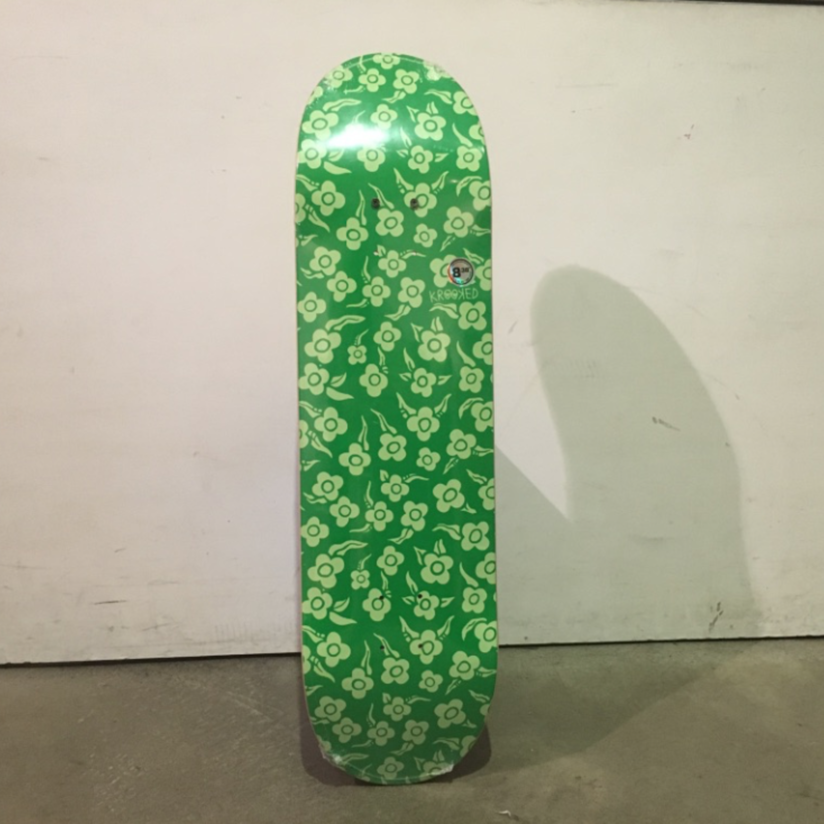 Krooked Krooked Skateboard 8.38 - Flowers