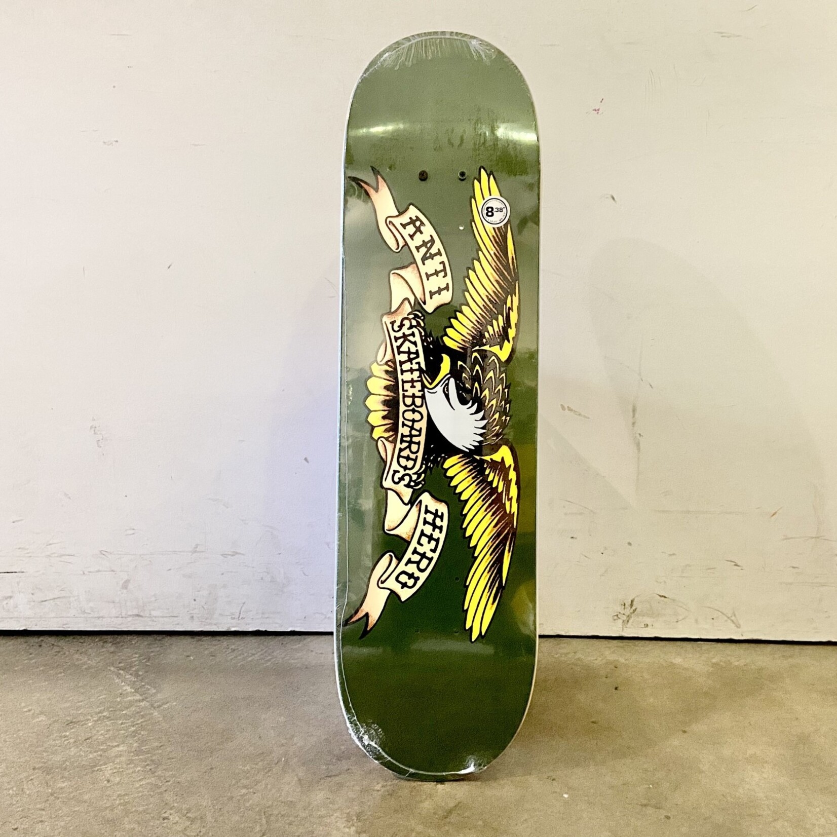 Anti Hero Anti Hero Skateboard 8.38 - Classic Eagle