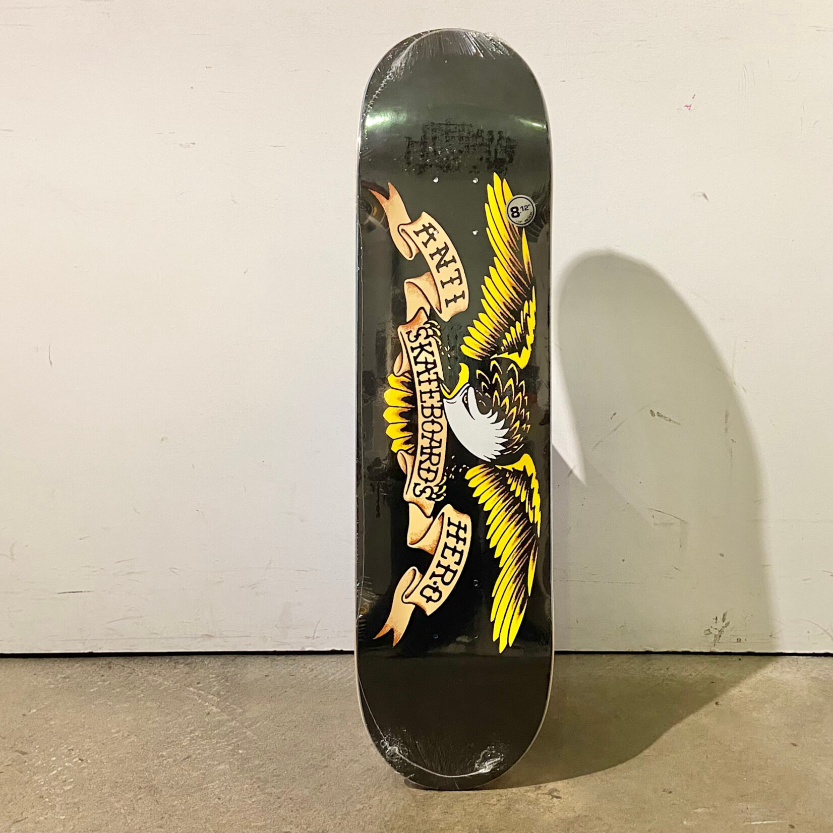 Anti Hero Anti Hero Skateboard 8.125 - Classic Eagle