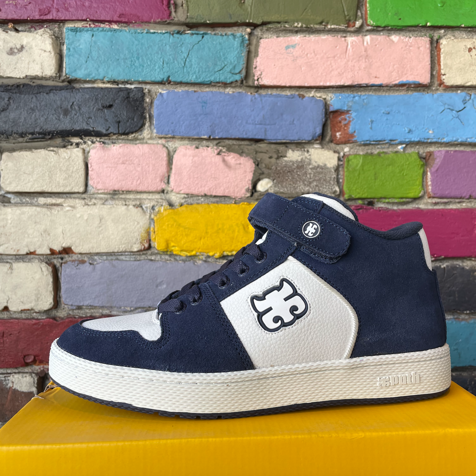 I Path Grasshopper Navy/White