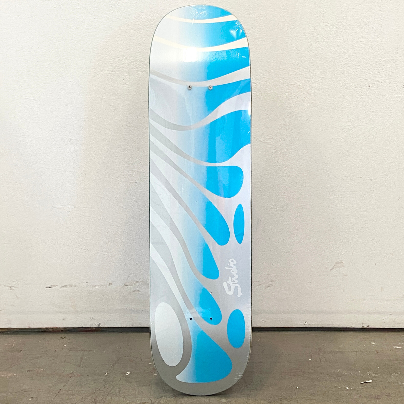 Studio Studio Skateboard 8.25 - Organic Plus Slv/Blue Fade