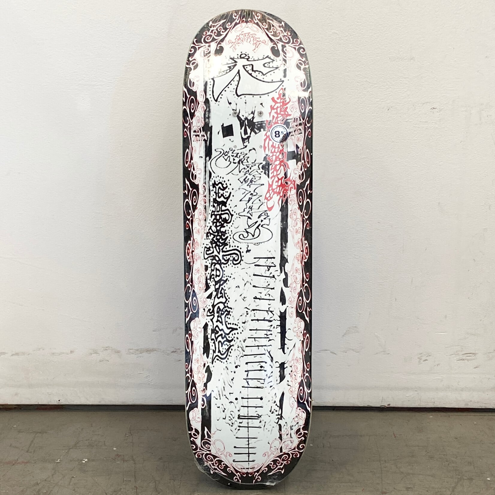 There There Skateboard 8.5 - Chandler Red Velvet