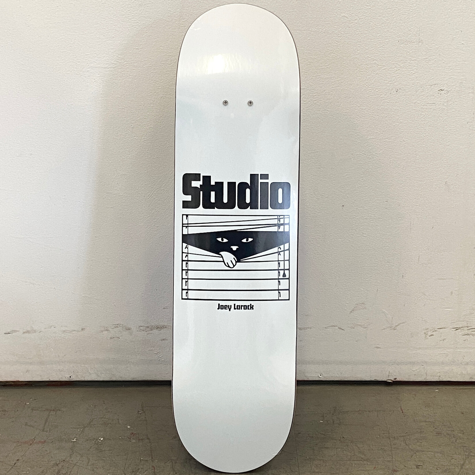 Studio Studio Skateboard 8.375 - Joey Larock Inside Cat
