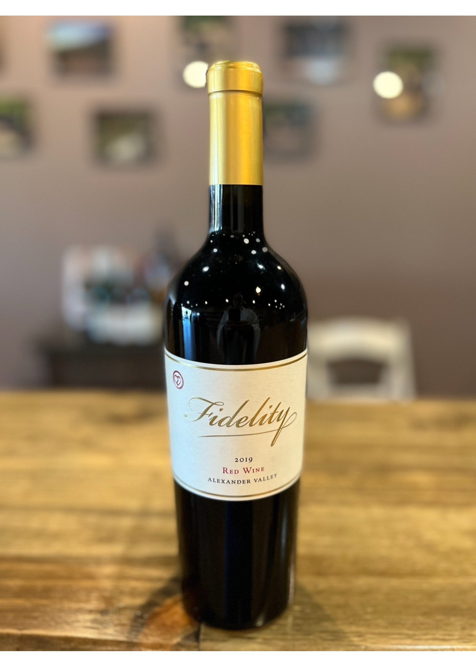 Fidelity Red 2019