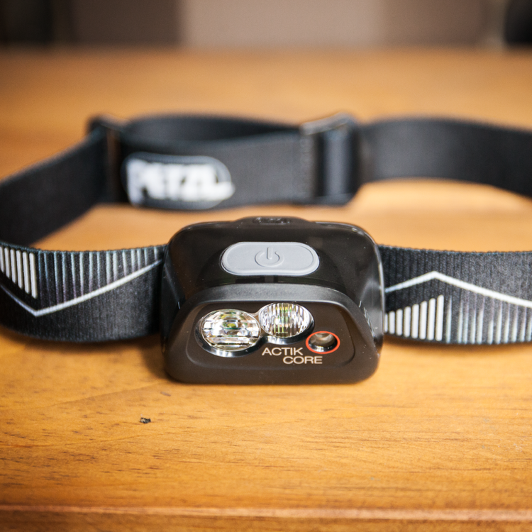 Petzl Lampe frontale Actik Core 2025-26