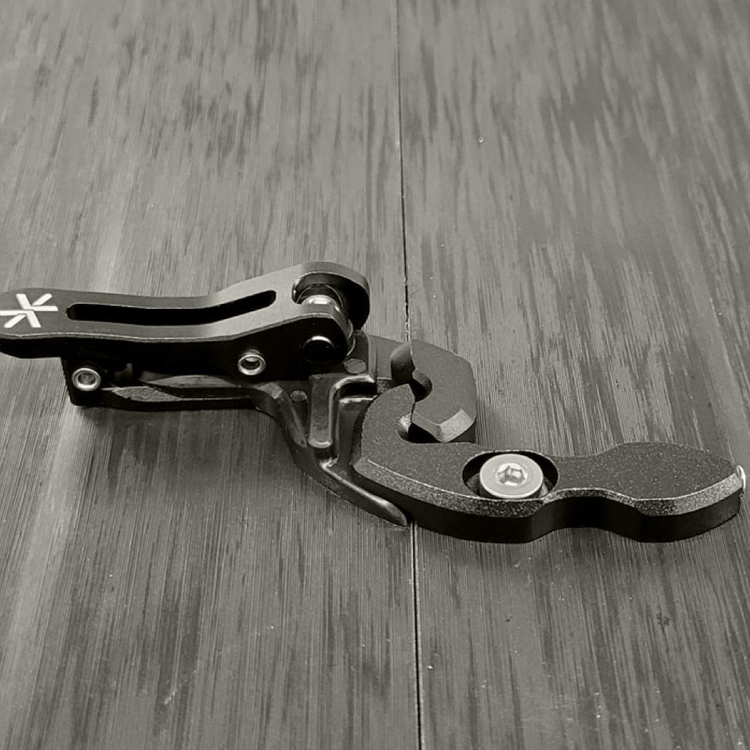 Karakoram Ultraclip 3CV with Hardware