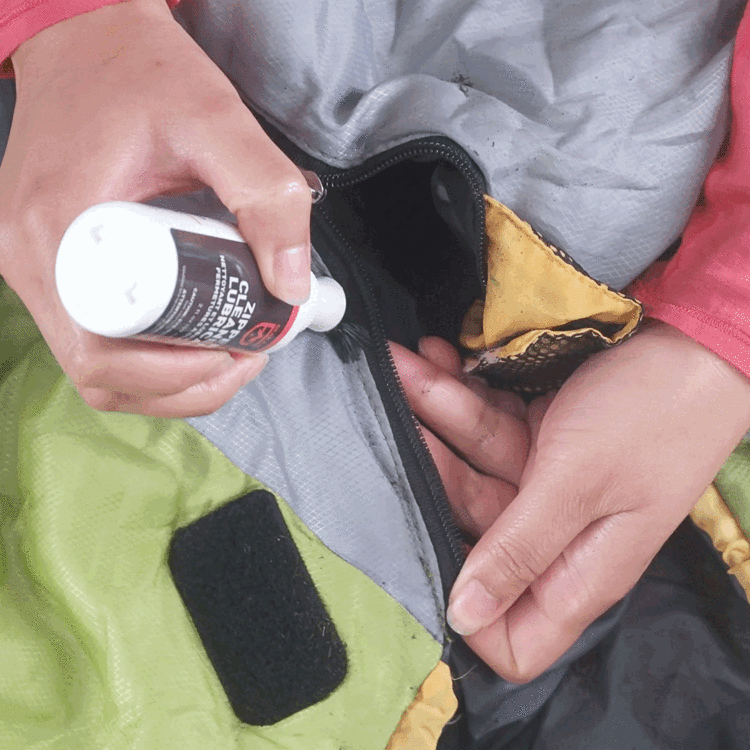 Gear Aid Nettoyant et lubrifiant pour fermeture à glissière
