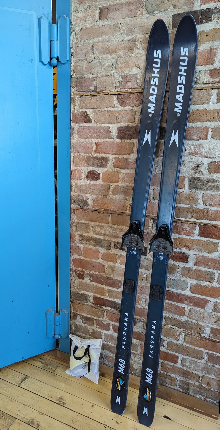 Flotte loc CHICOUT 2324 Skis de fond Hors Piste Madshus Panorama M68