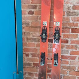 Skis haute route Hustle 10 172cm + fixation cruise demo + peaux Climb 2.0 Pomoca (usagé)