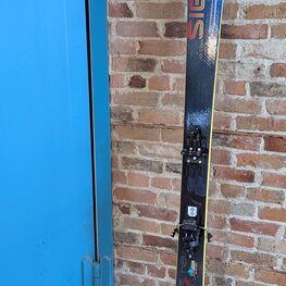 Skis haute route Sigsog 184cm + fixation rotation test + peaux Alpinist G3 (usagé)