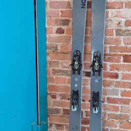 Skis haute route Agent 2.0 - 179cm + fixation cruise demo + peaux Climb 2.0 Pomoca (usagé)