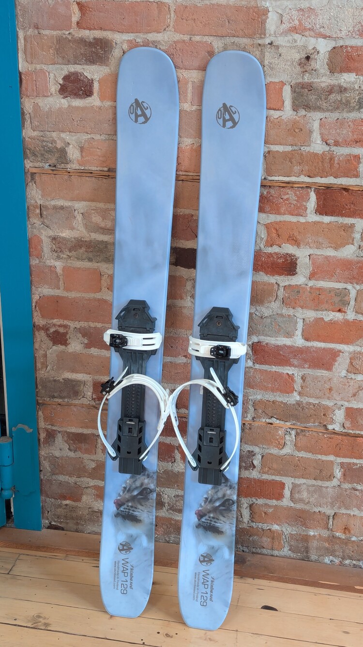 FLOTTE LOC CHIC 24-25/ Ski raquettes OAC WAP 129cm + fixation universelle (usagé)