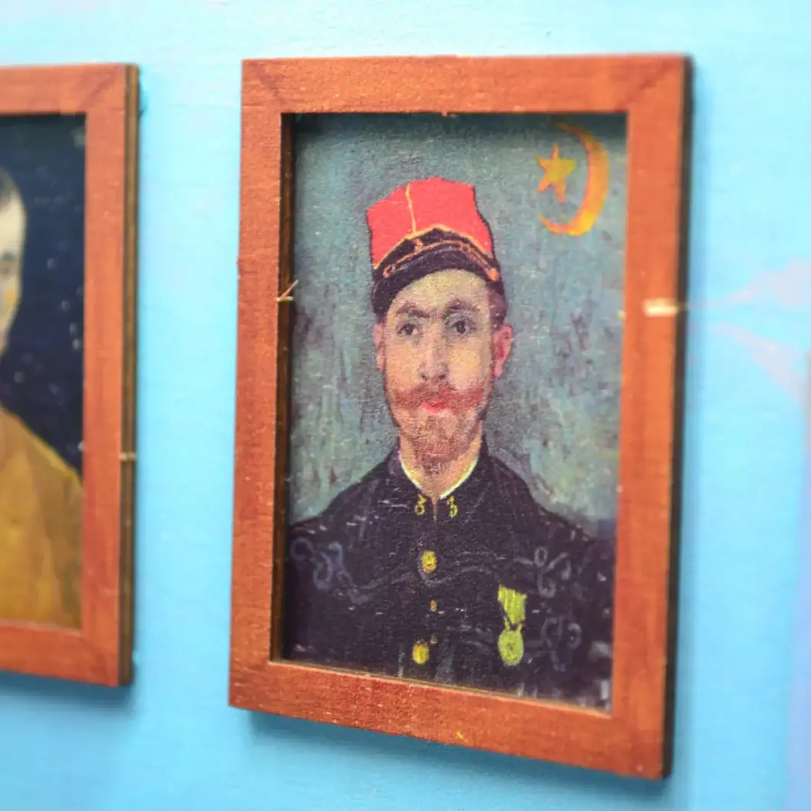 BEDROOM IN ARLES VINCENT VAN GOGH MINIATURE ROOM