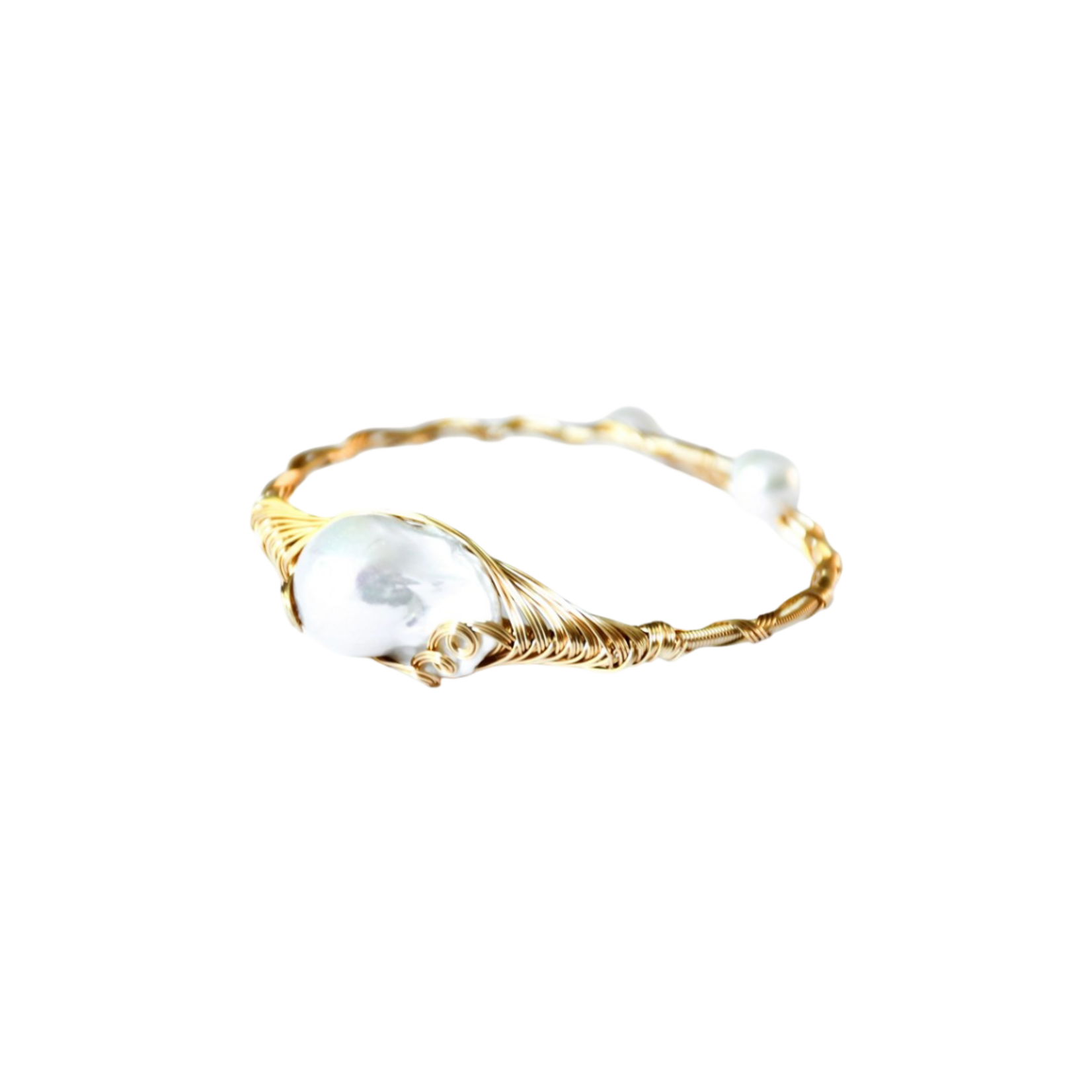 GOLD WIRE PEARL BANGLE BRACELET