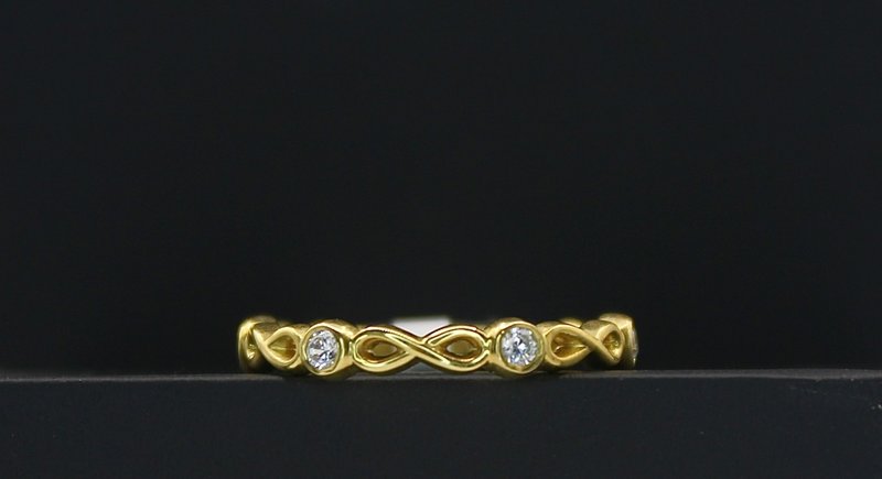 Henri's Select - Infinity Diamond Stackable Ring