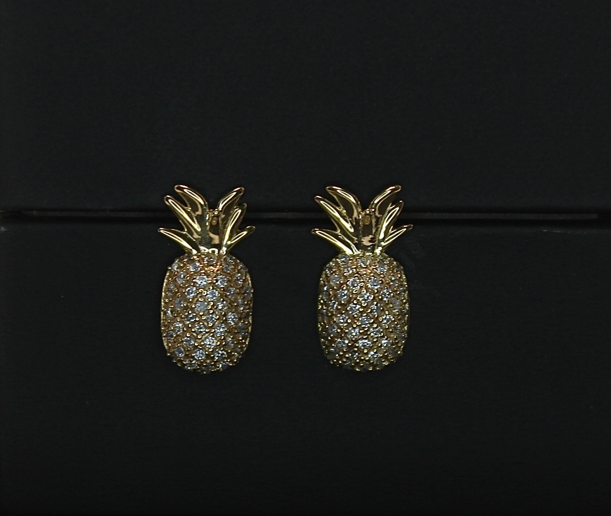 Henri's Classic - Diamond and Gold Pineapple Stud Earrings