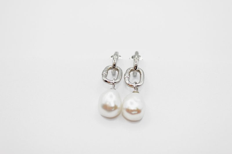Freshwater Pearl - Silver Paperclip - Pearl Dangle Earrings