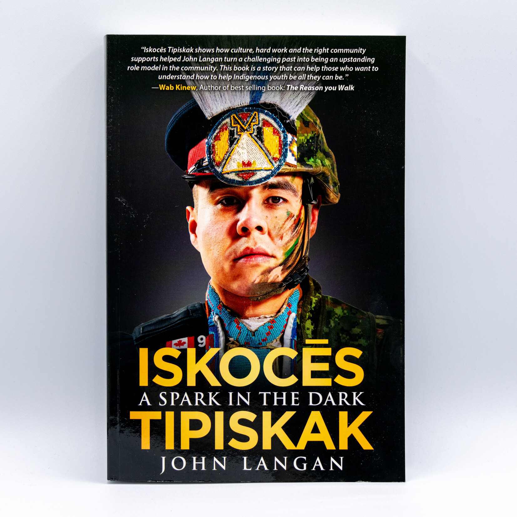 Iskocēs Tipiskak: A Spark in the Dark