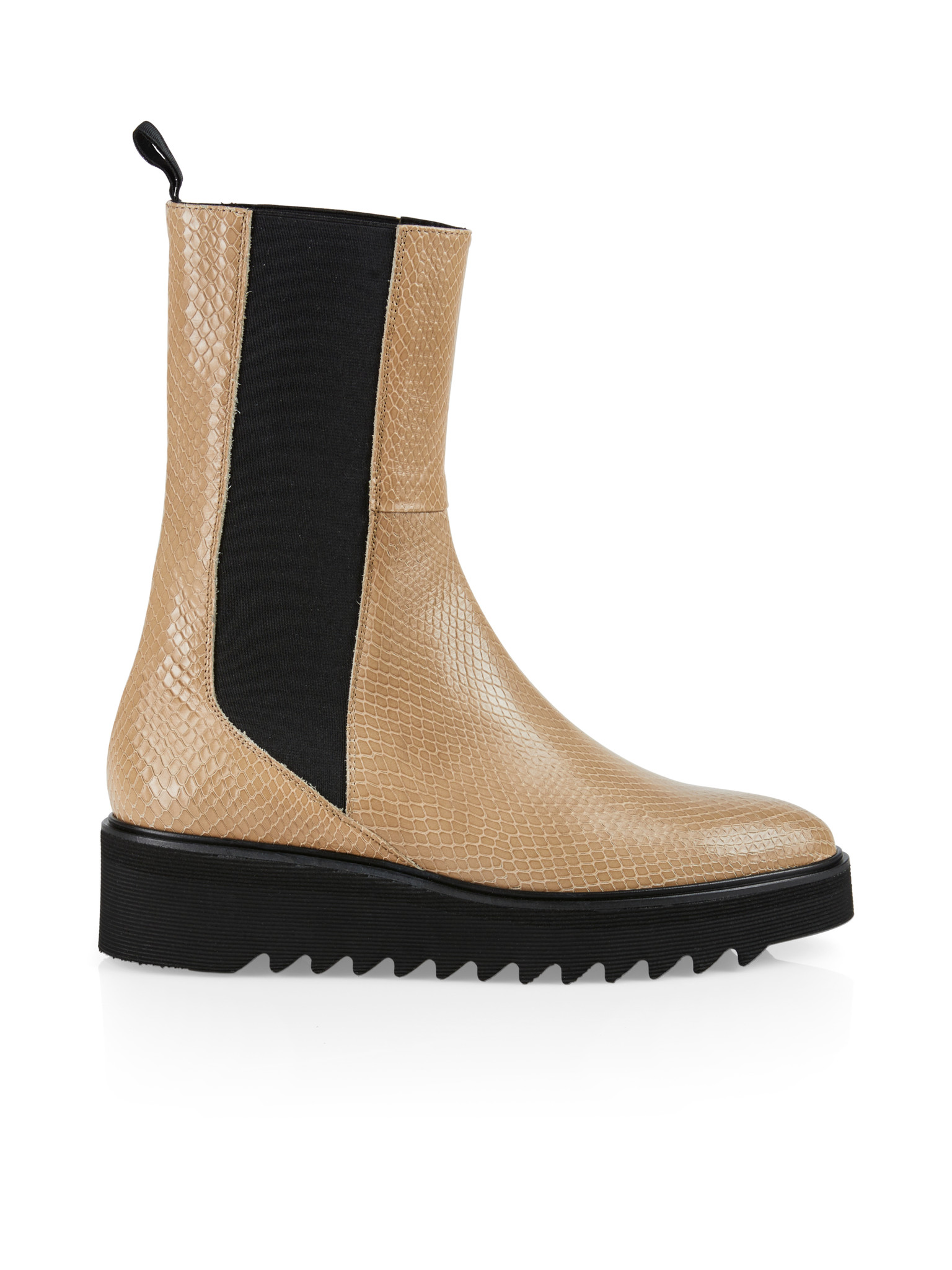 Tall boot