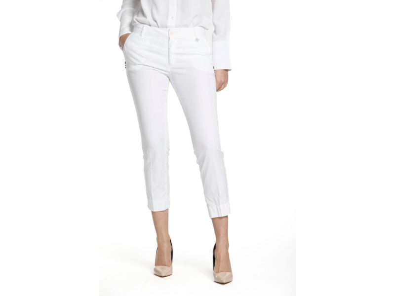 Jaqueline Curvie White Chino Pants