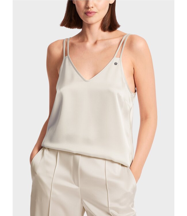 MARC CAIN Haut avec col en V