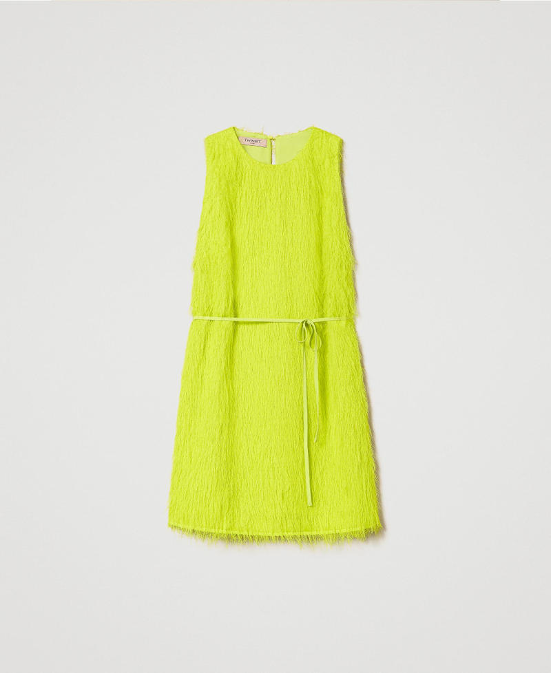 Short dress with feather-like threads
