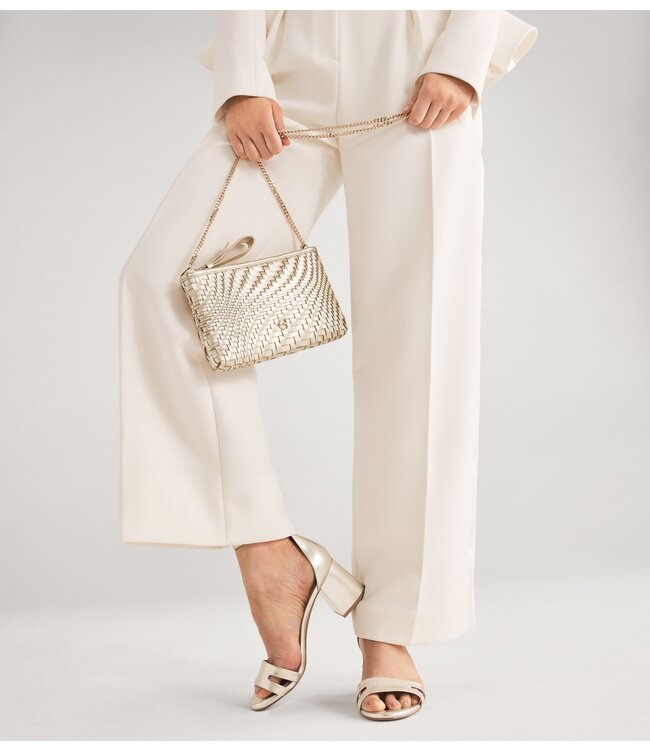 COLE HAAN Essential Pouch