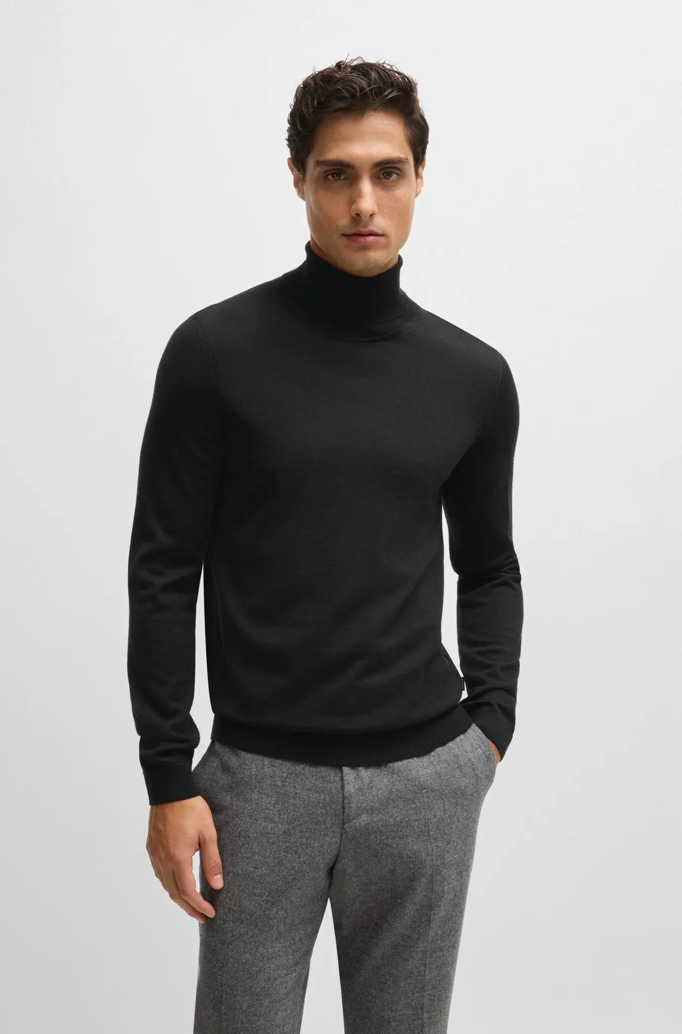 Slim-Fit Rollneck Sweater in Wool
