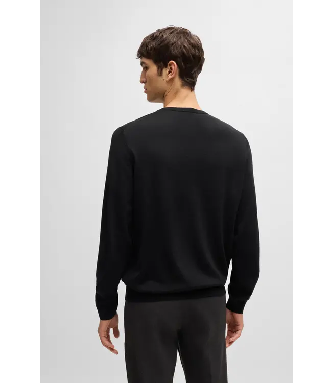 BOSS Pull slim en laine vierge avec encolure ras du cou