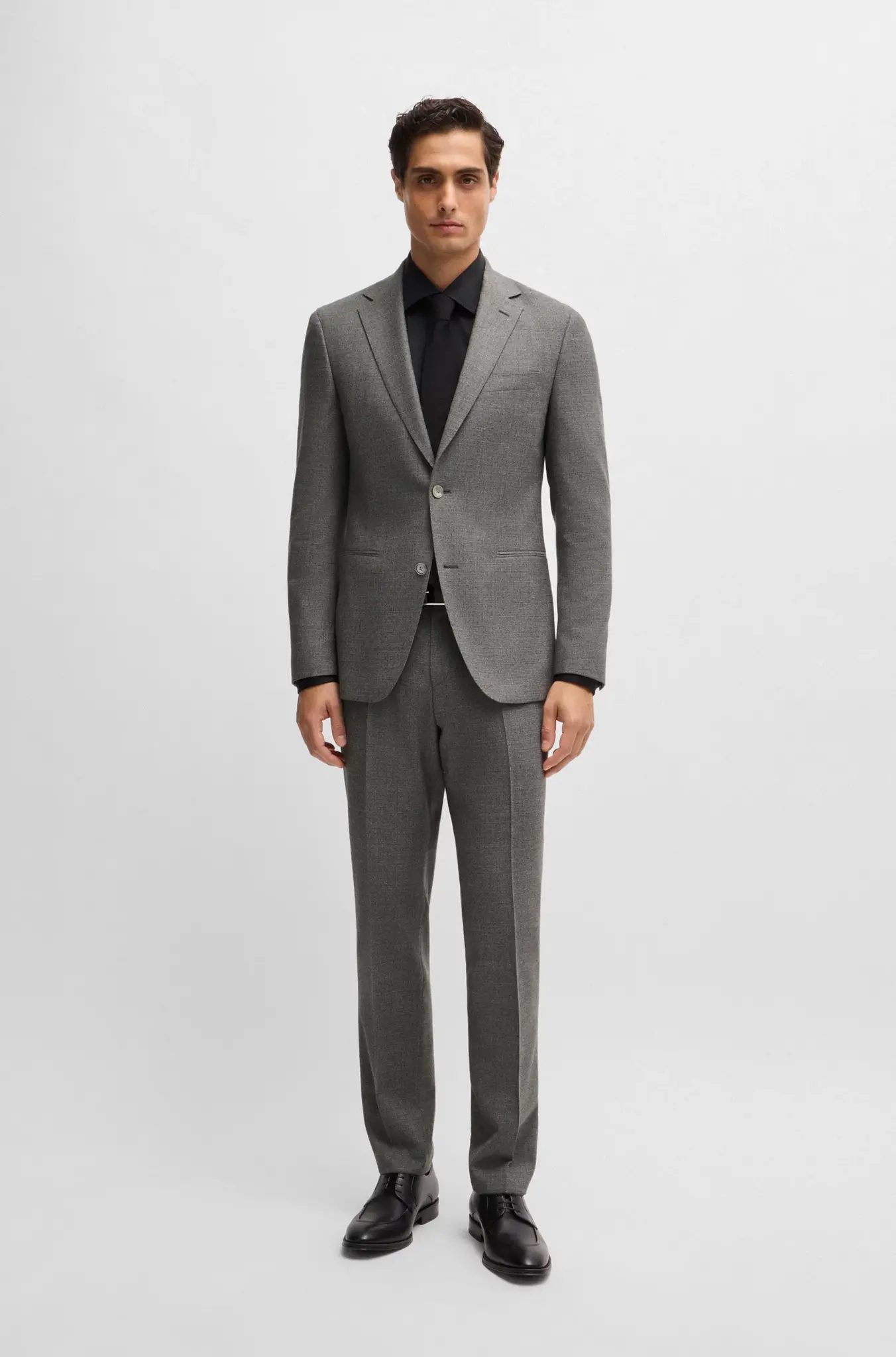 Slim-Fit Suit in Micro-Patterned Stretch Wool