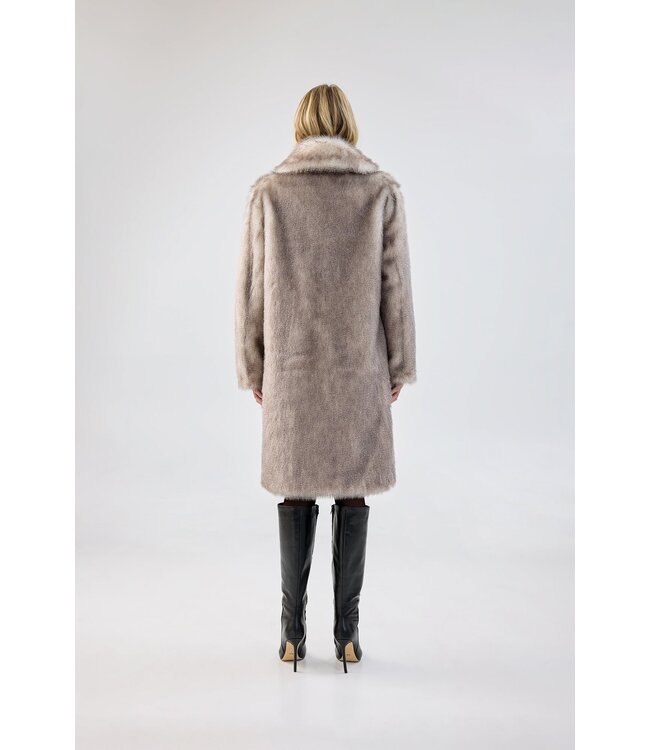 UNREAL FUR Elixir Coat