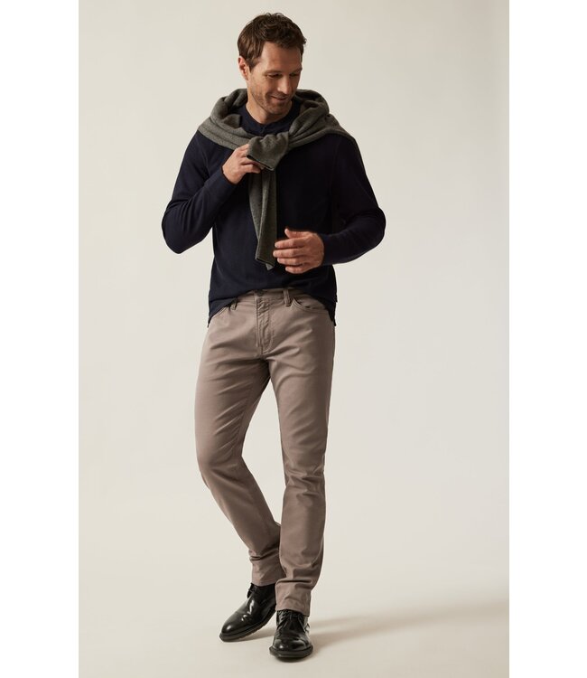 34 HERITAGE Cool Tapered Leg Pants in Taupe Coolmax