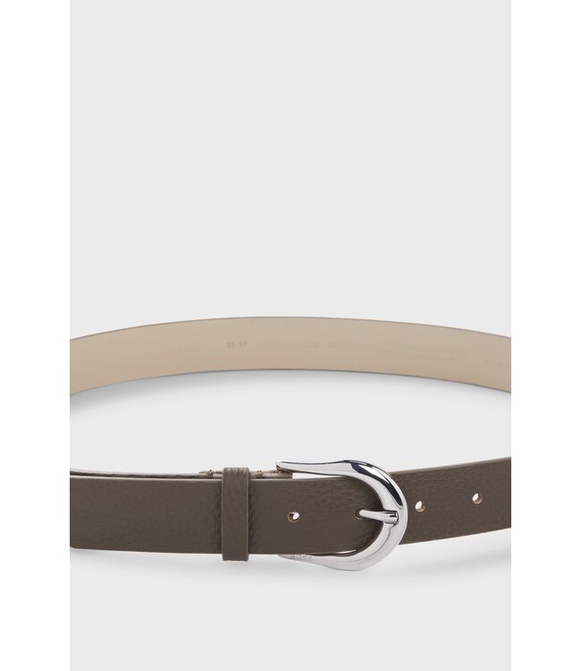 BOSS Italian-leather belt with polished silver hardware