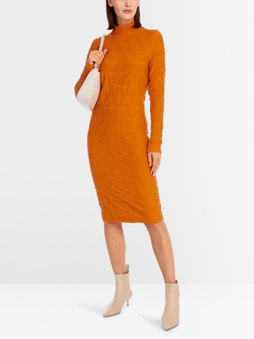 Jersey dress in 3D structure