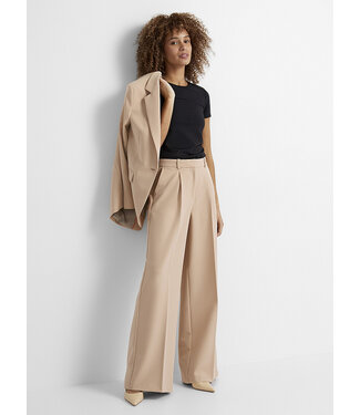 BOSS Pleated wide leg flowy pant