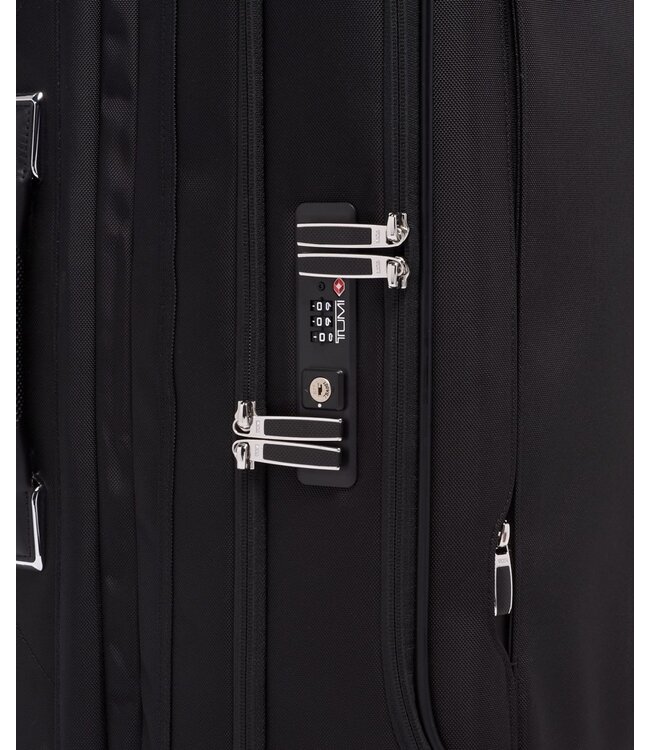 TUMI Short Trip Dual Access 4 Wheel Packing Case